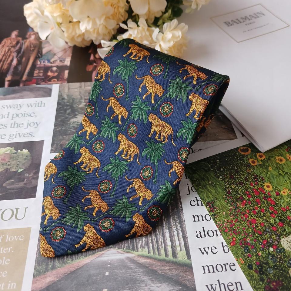 발망 실크 네이비 호랑이&야자수 넥타이 9.5cm A+등급 A19155