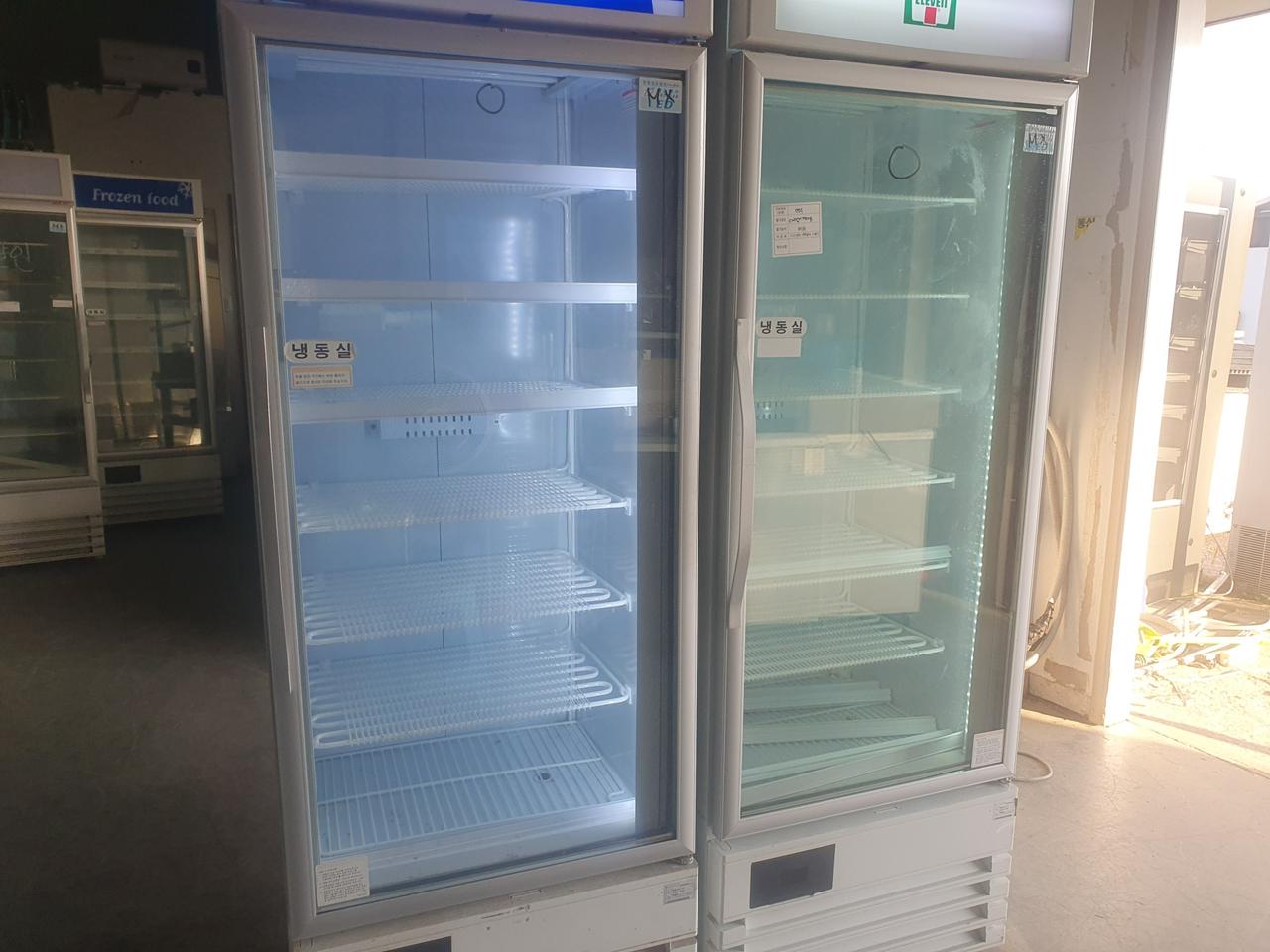 수직냉동쇼케이스 (1도어 직냉식)
