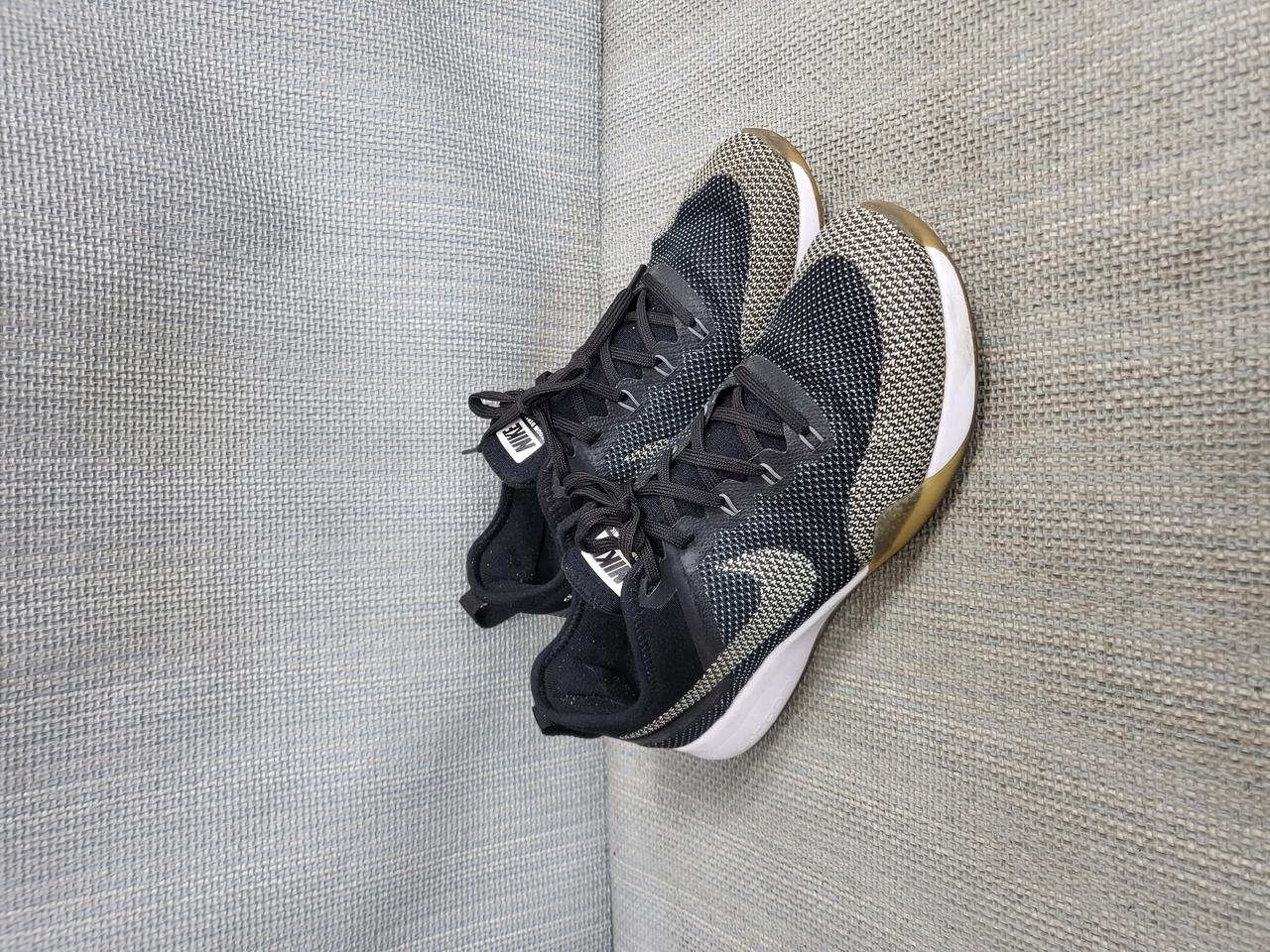 나이키 에어 줌 운동화 235