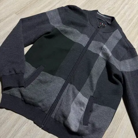 닥스 남성 체크 패턴 니트 집업