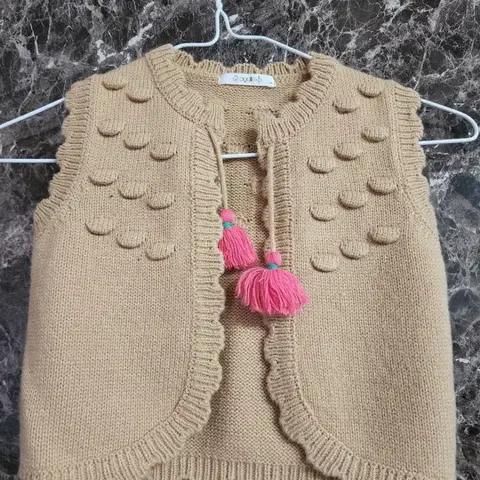 쁘띠앙쥬 니트 조끼 100~110사이즈