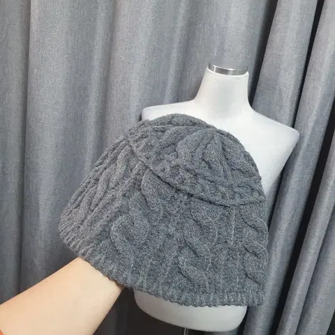 그레이 비니 버킷