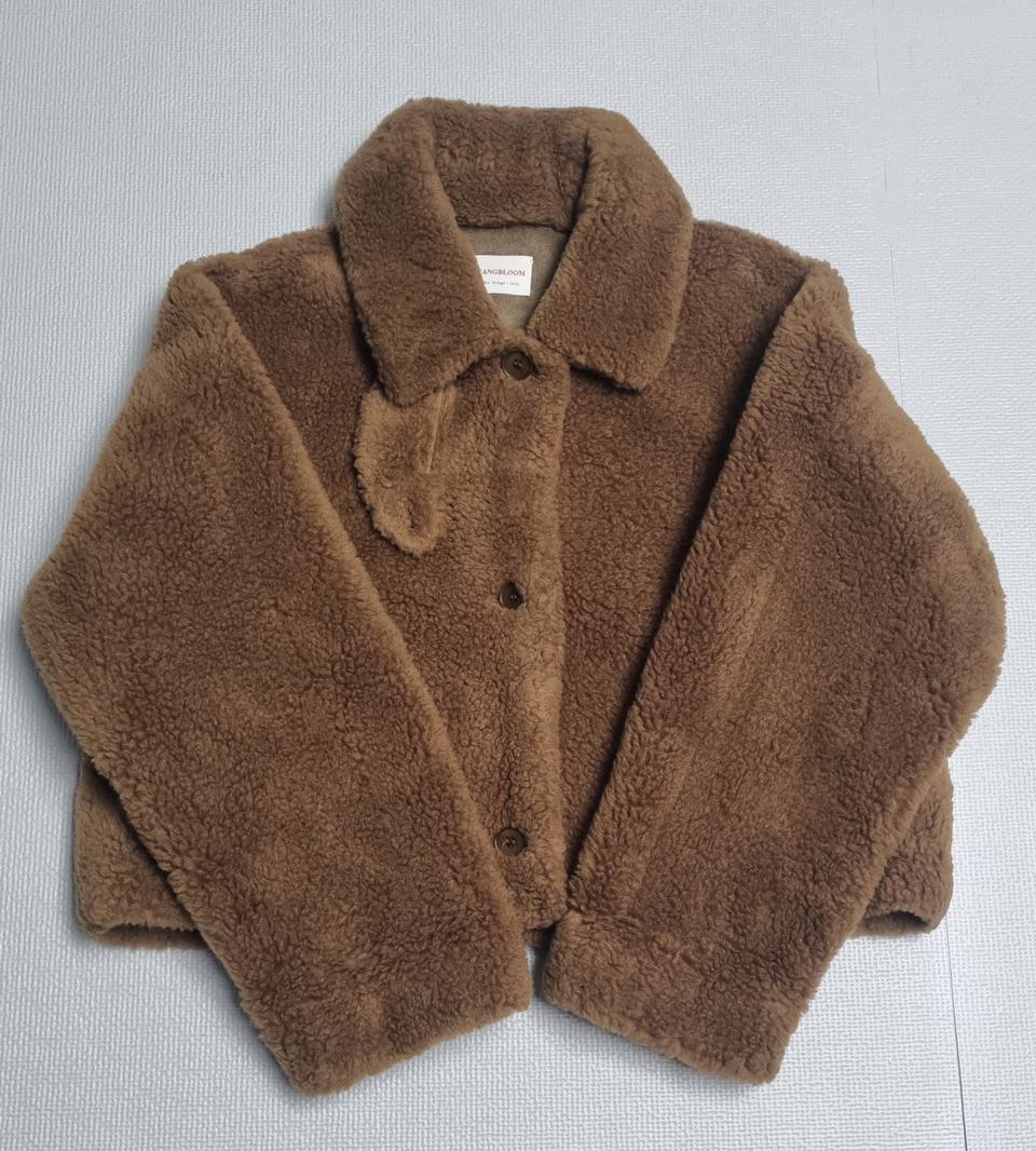 그랑블룸 무스탕 뽀글이 자켓