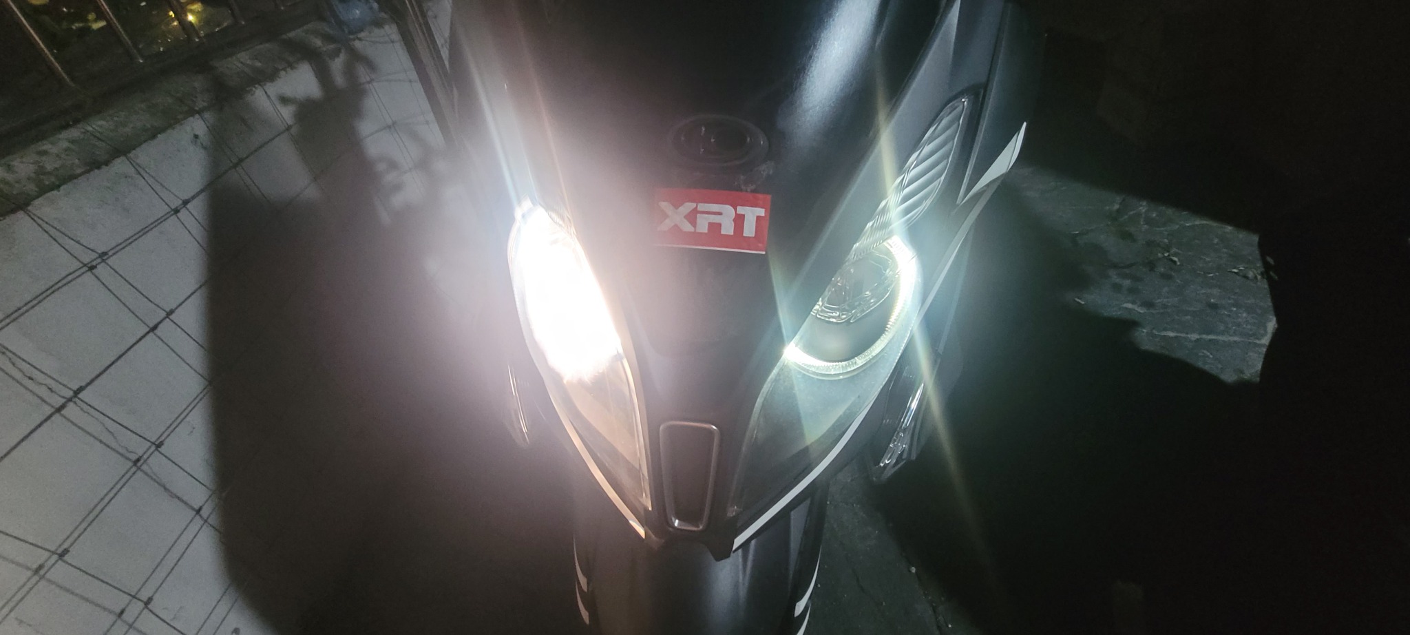 킴코 다운타운125cc