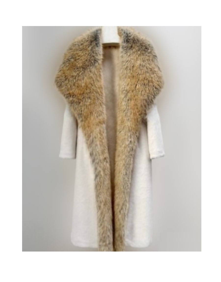 화이트 럭셔리 페이크 퍼 롱코트 (새상품)