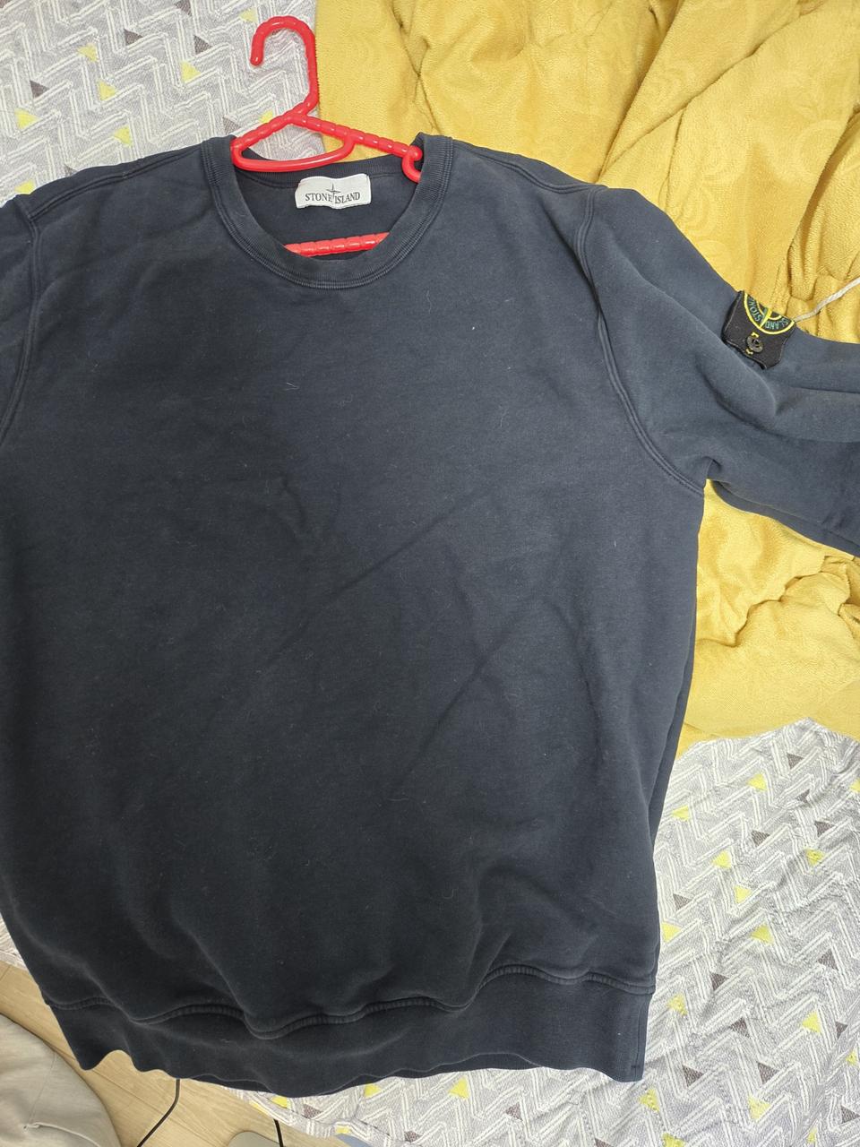 스톤아일랜드 맨투맨