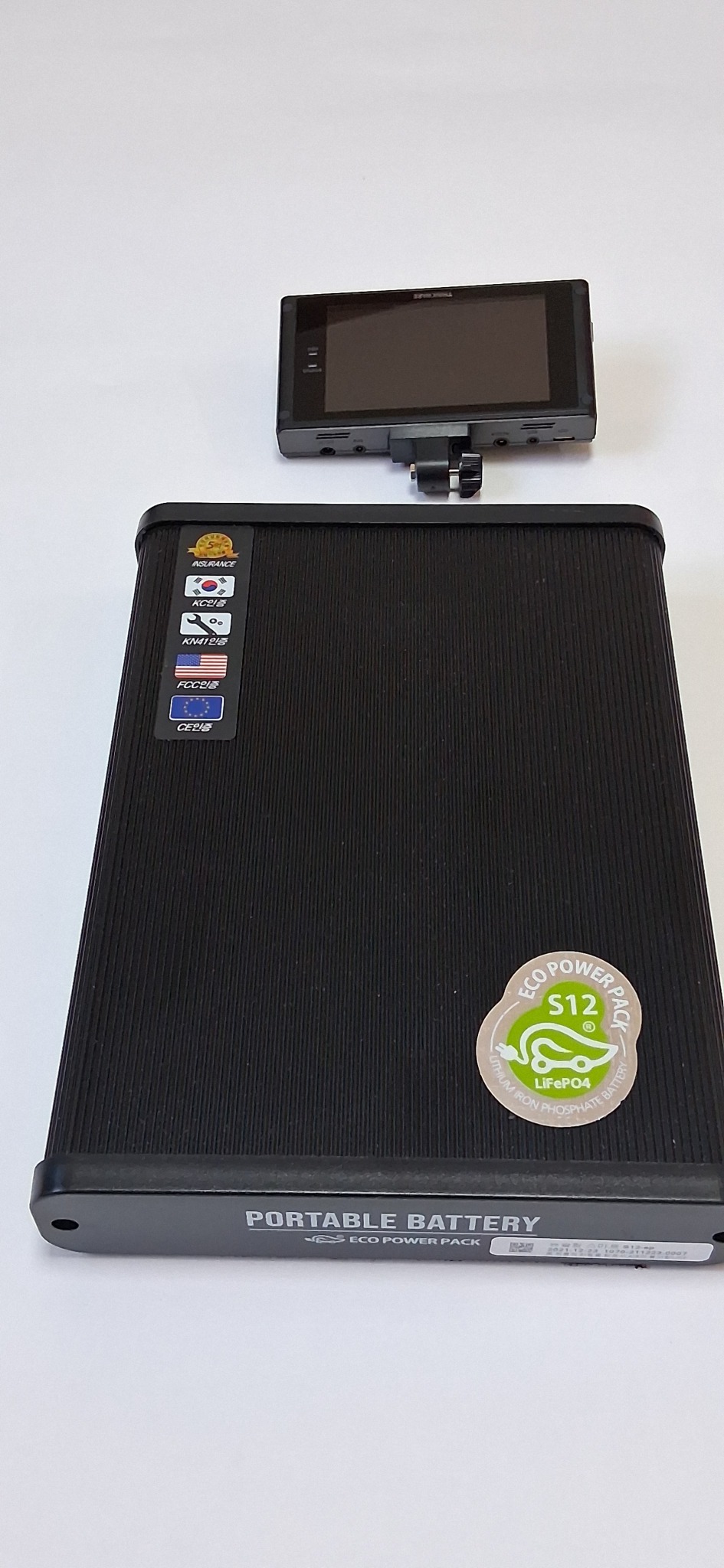 아이나비QXD 7000 블랙박스전방및 스마트S12 배터리포함(점검필요)