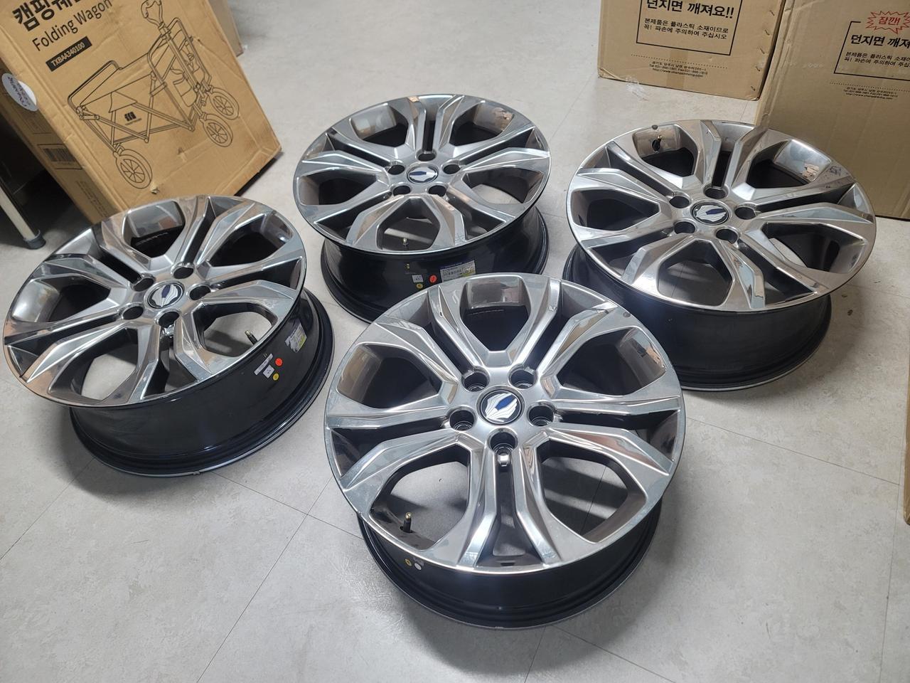 g4렉스턴 휠.허브스페이스