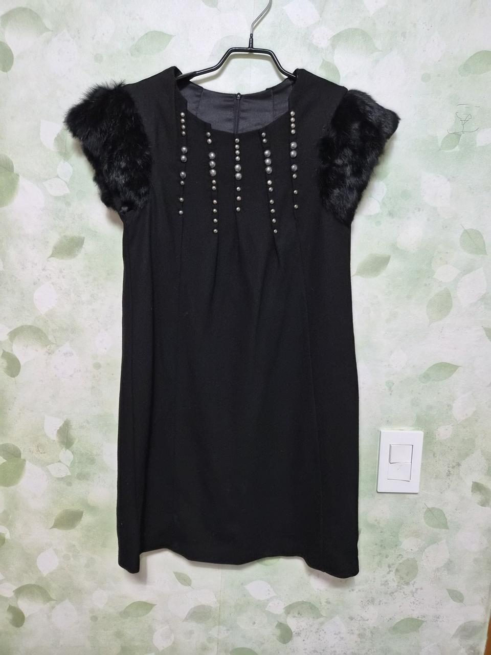 토끼털장식 원피스