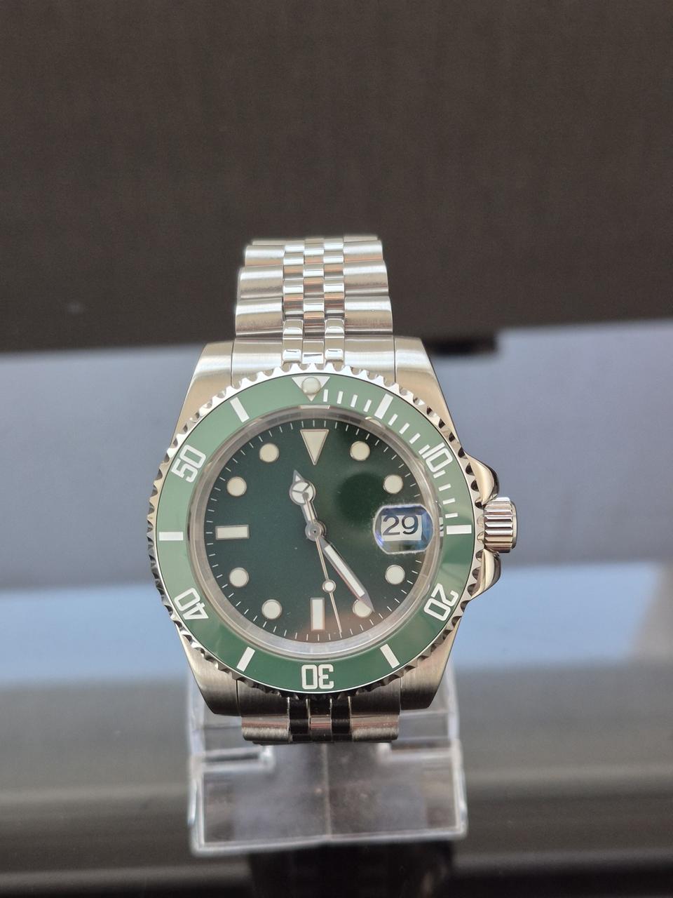 커스텀 서브마리너 헐크쥬빌