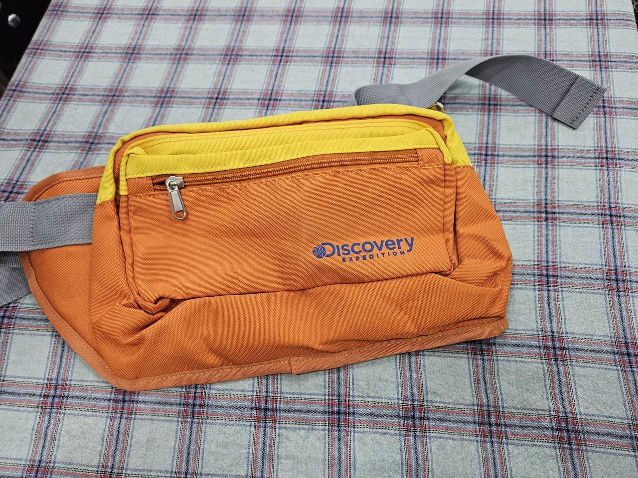 디스커버리 오렌지색 힙색 웨이스트백