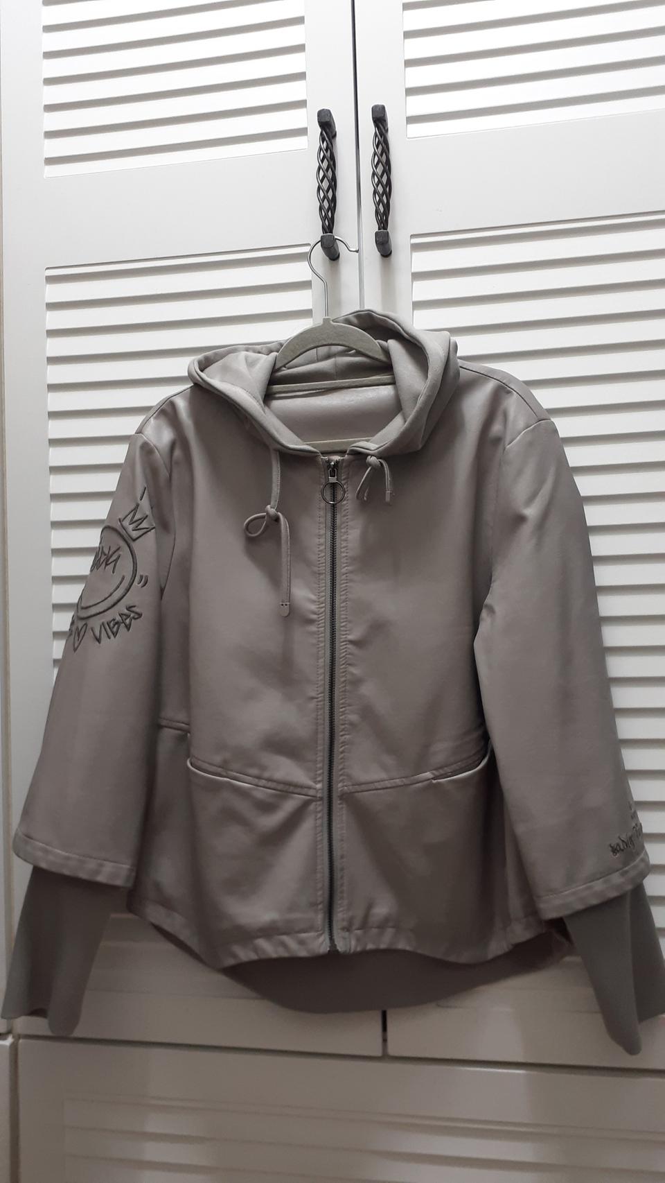 후드인조가죽자켓