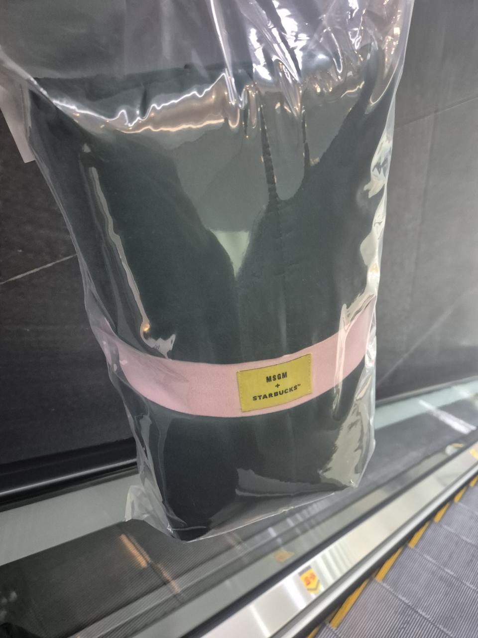 스타벅스 MSGM 콜라보 그린 블랭킷 새상품