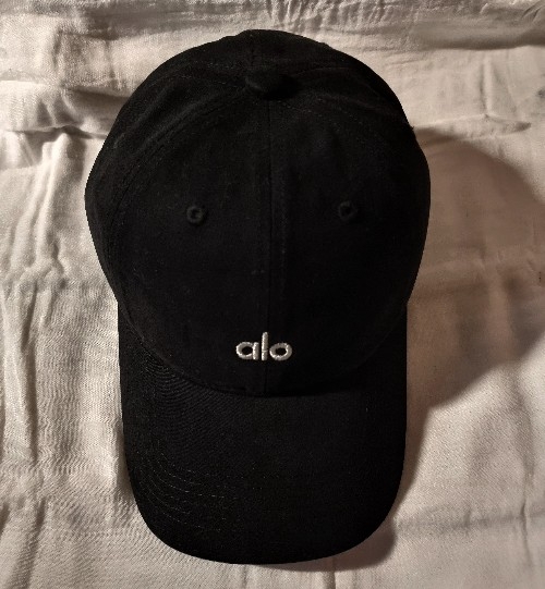 요즘 핫한 ALO 볼캡 블랙 (새상품)