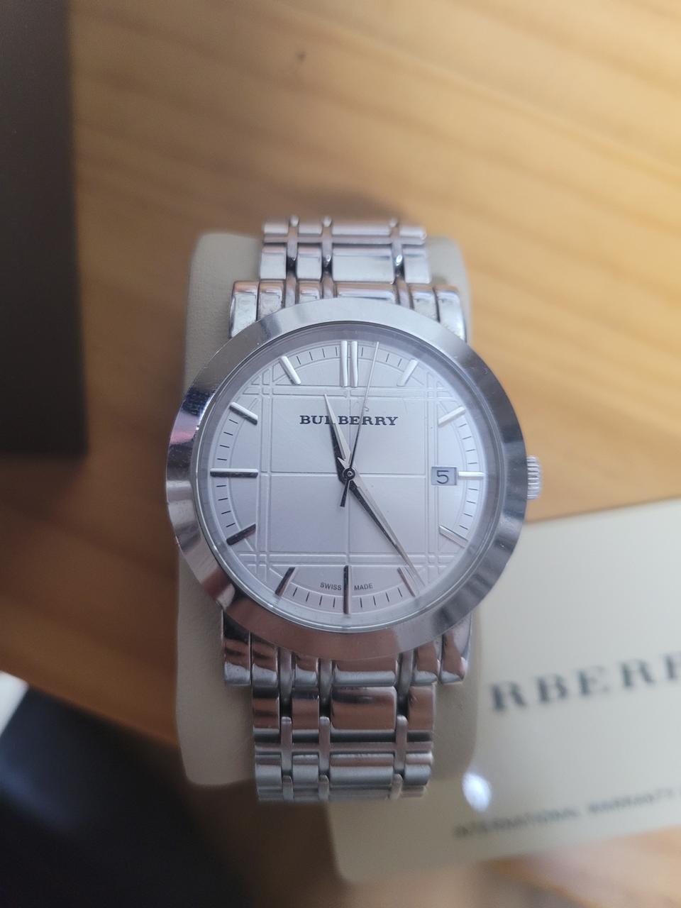 명품 버버리 메탈 시계