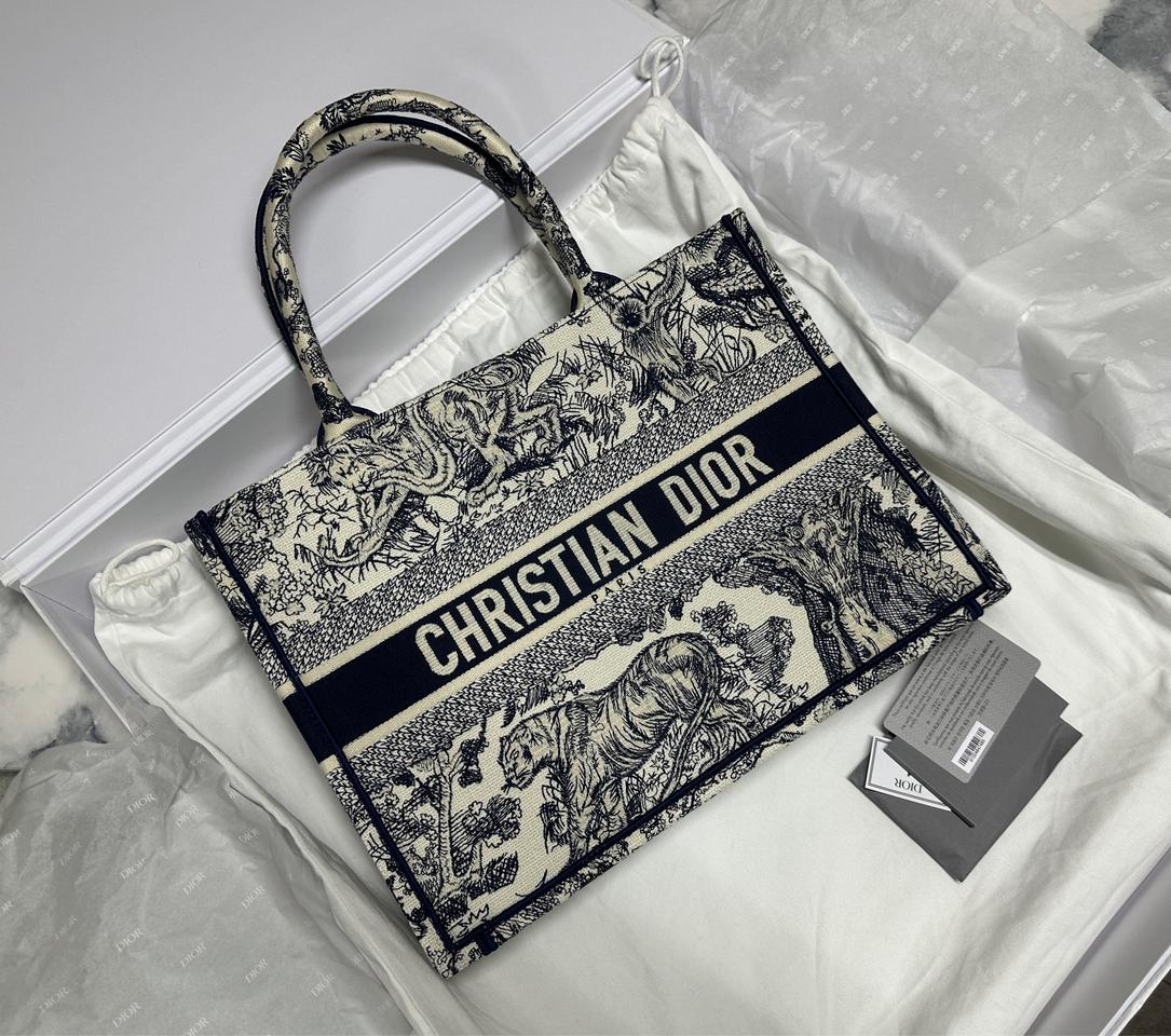 [새상품] 디올 북 토트 백 미디움 백