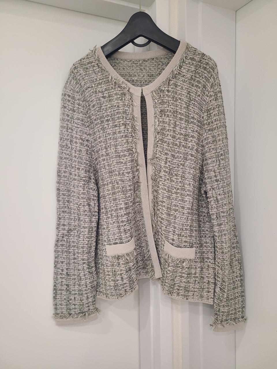 베이지  트위드 가디건