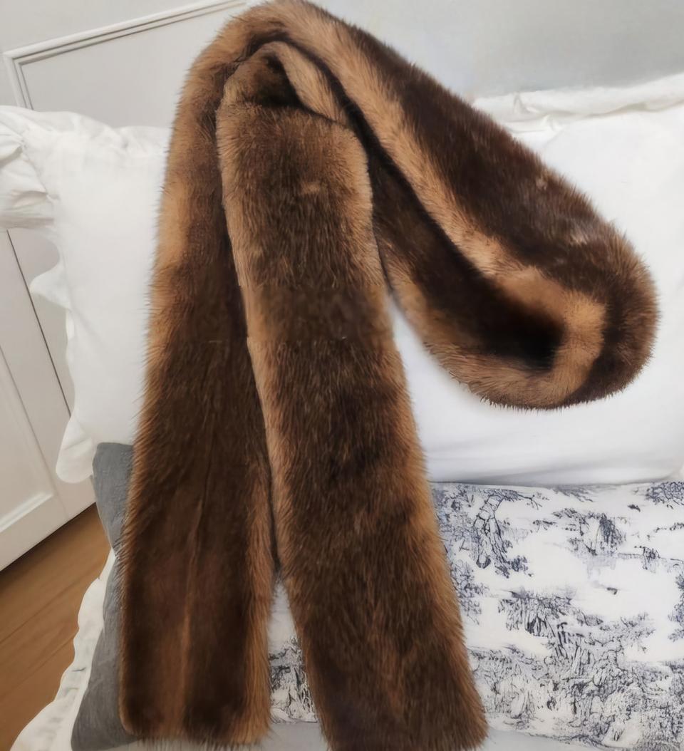 대동모피 양면 통밍크 머플러