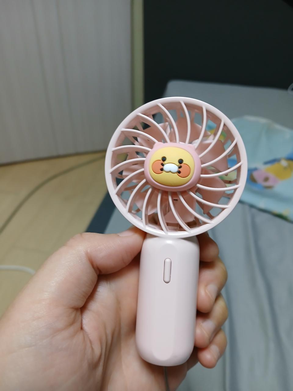 카카오프렌즈 휴대용 선풍기 핑크 팝니다