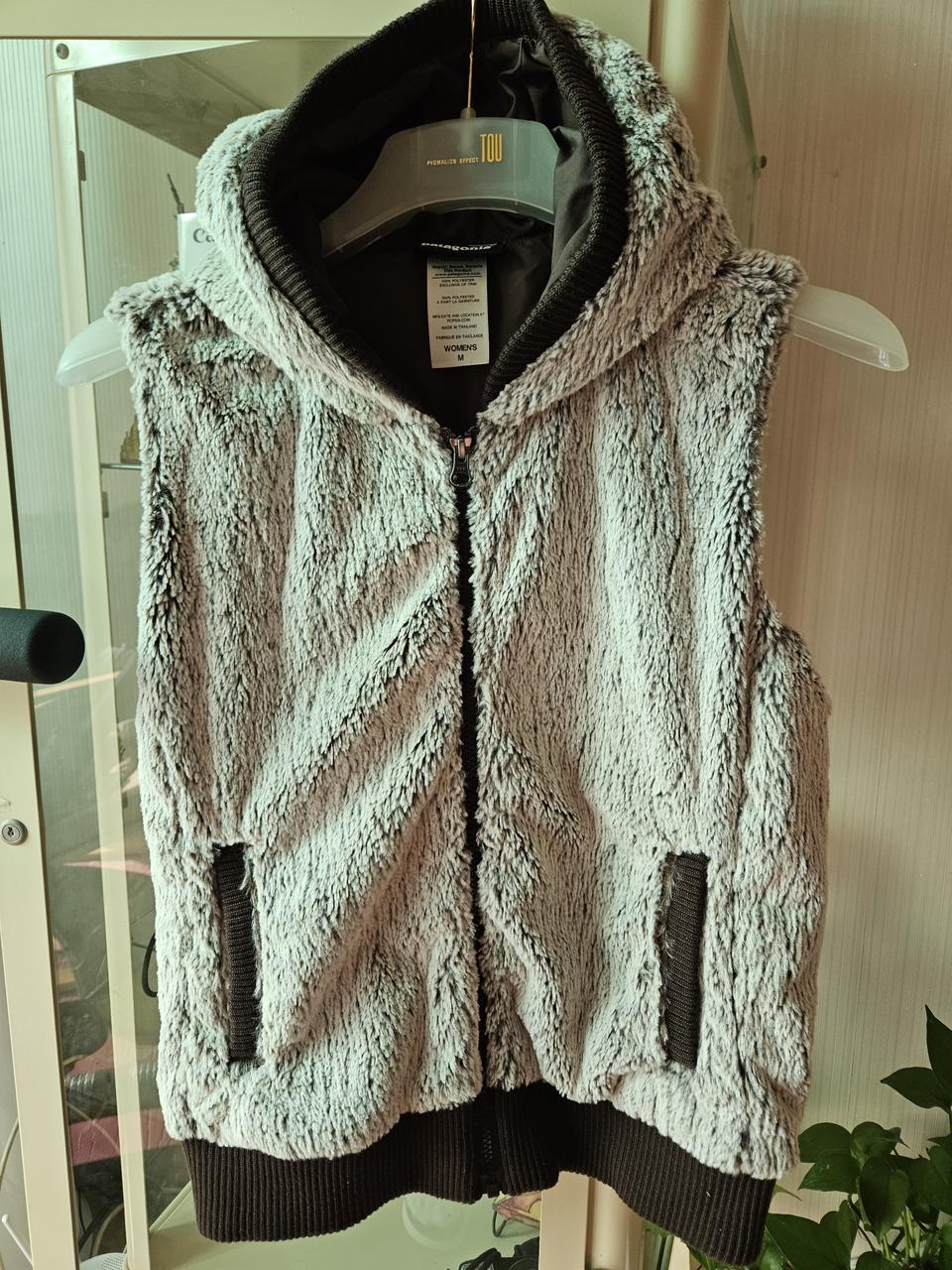 파타고니아 여성 후리스 조끼 M