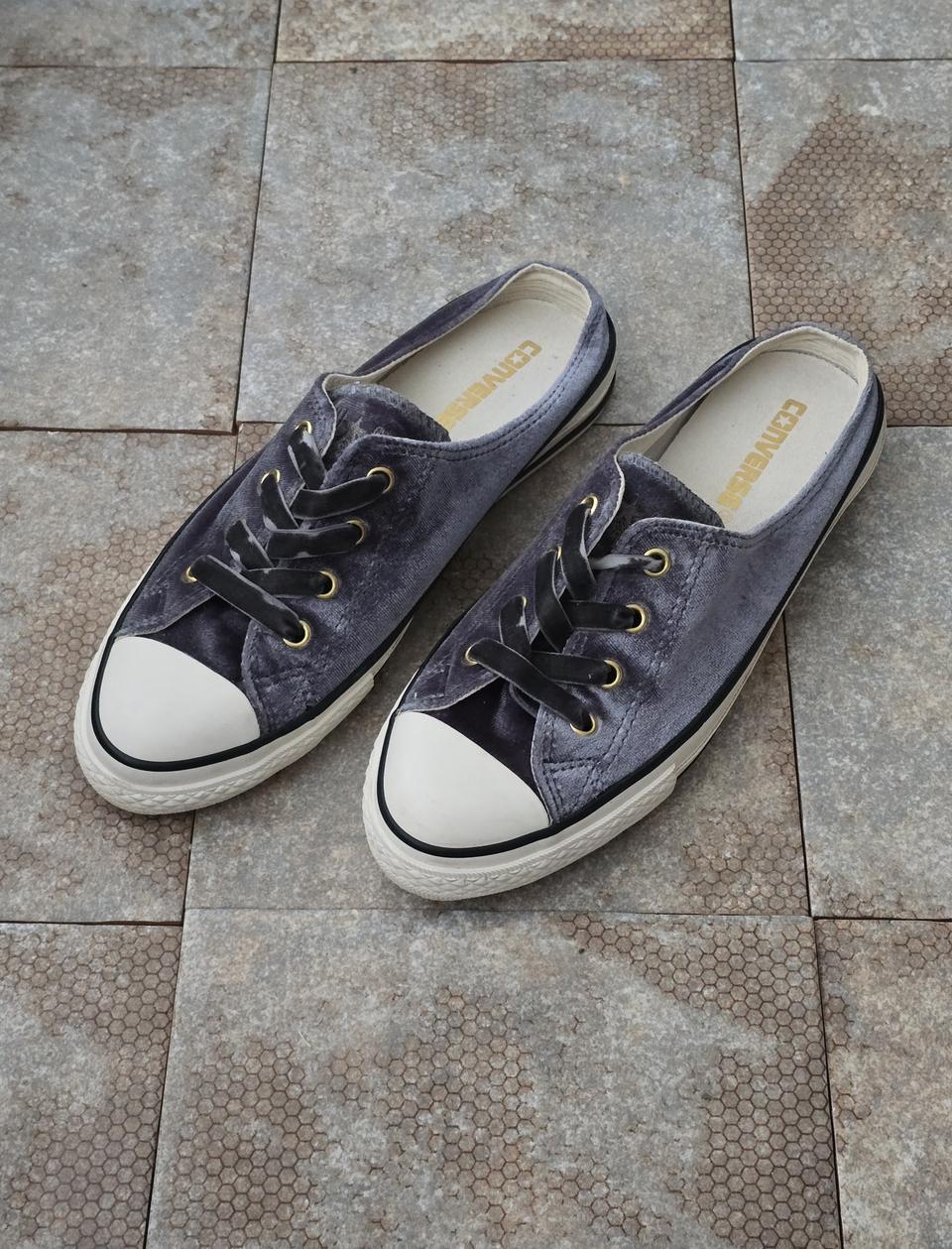 (245)컨버스 올스타 벨벳 뮬 차콜 스니커즈