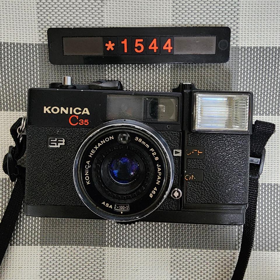 코니카 C 35 EF 필름카메라