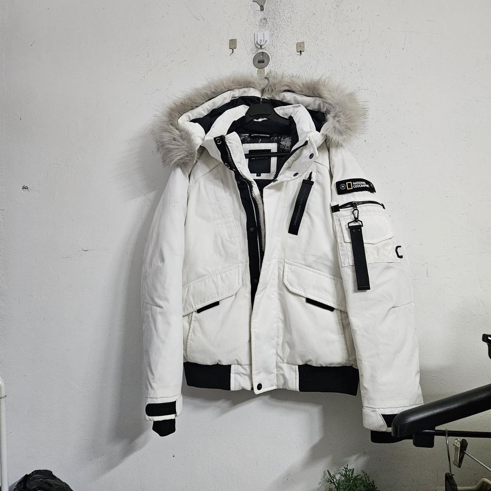 내쇼날지오그레픽.패딩점퍼