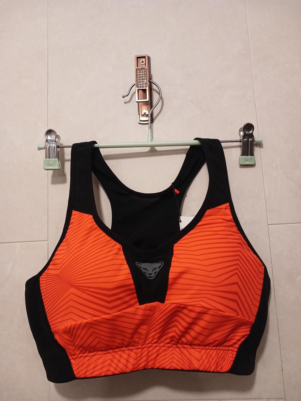 다이나핏 정품 스포츠 브라탑 S (85) 사이즈