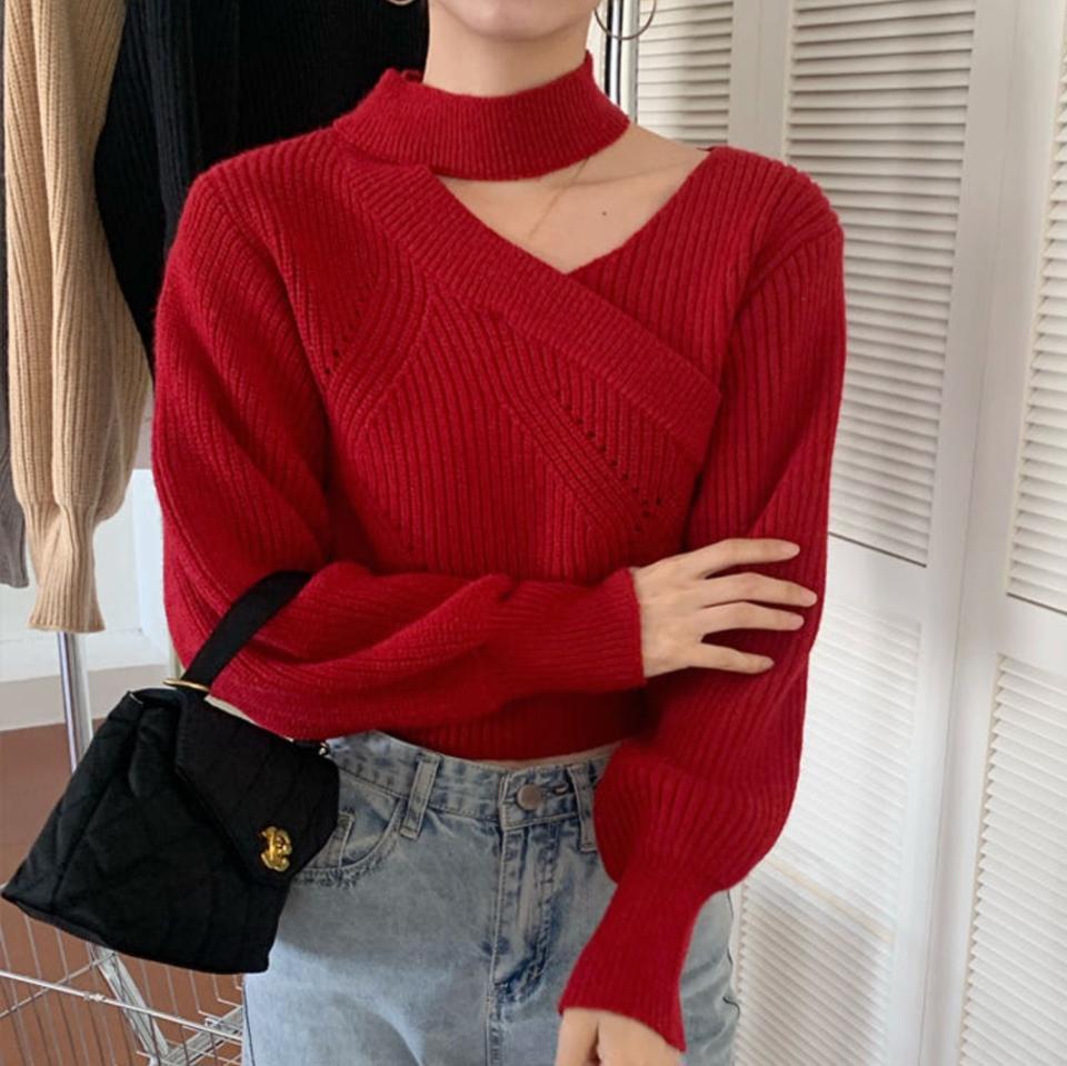 레드 초커 니트