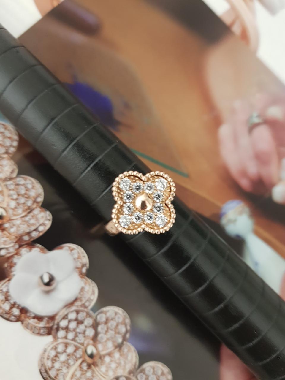 18k 파베 스톤 클로버 반지