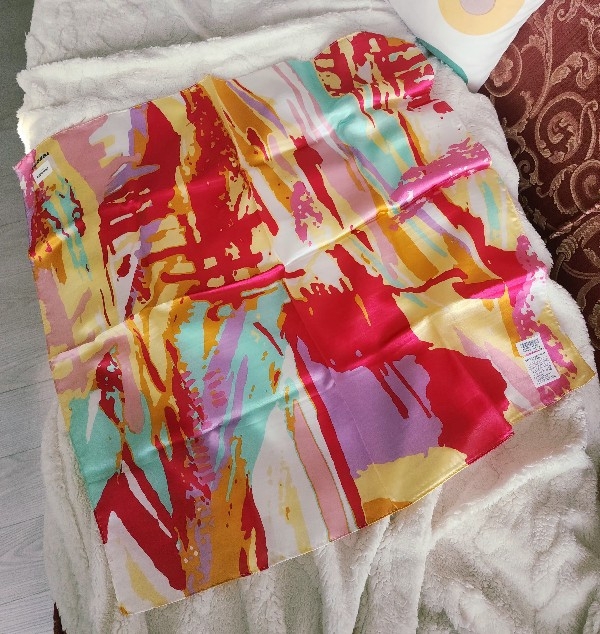 레노마 실크스카프 (새상품)