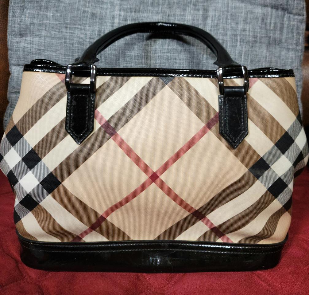 버버리 체크패턴토트백