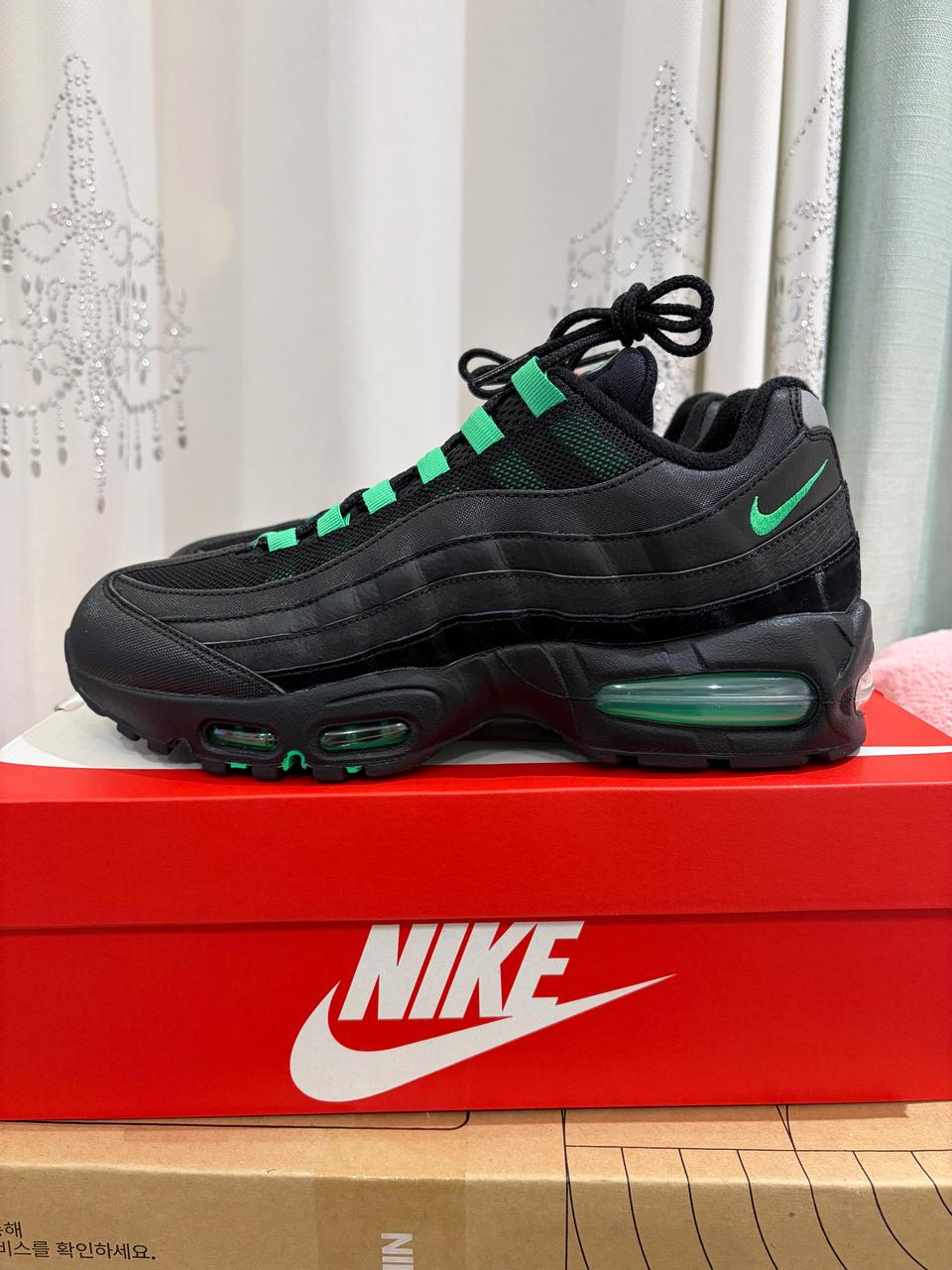 나이키 에어맥스 에어맥스95 블랙 270