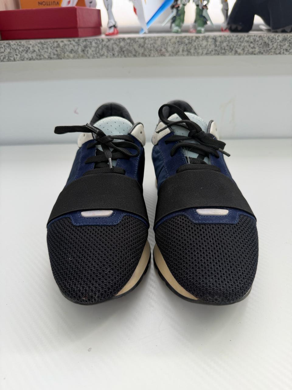 정품) 발렌시아가 레이스러너 스니커즈 39