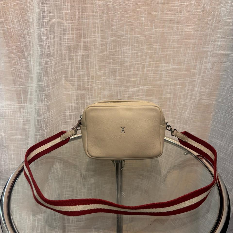 정품 조셉앤스테이시 소가죽 크로스백