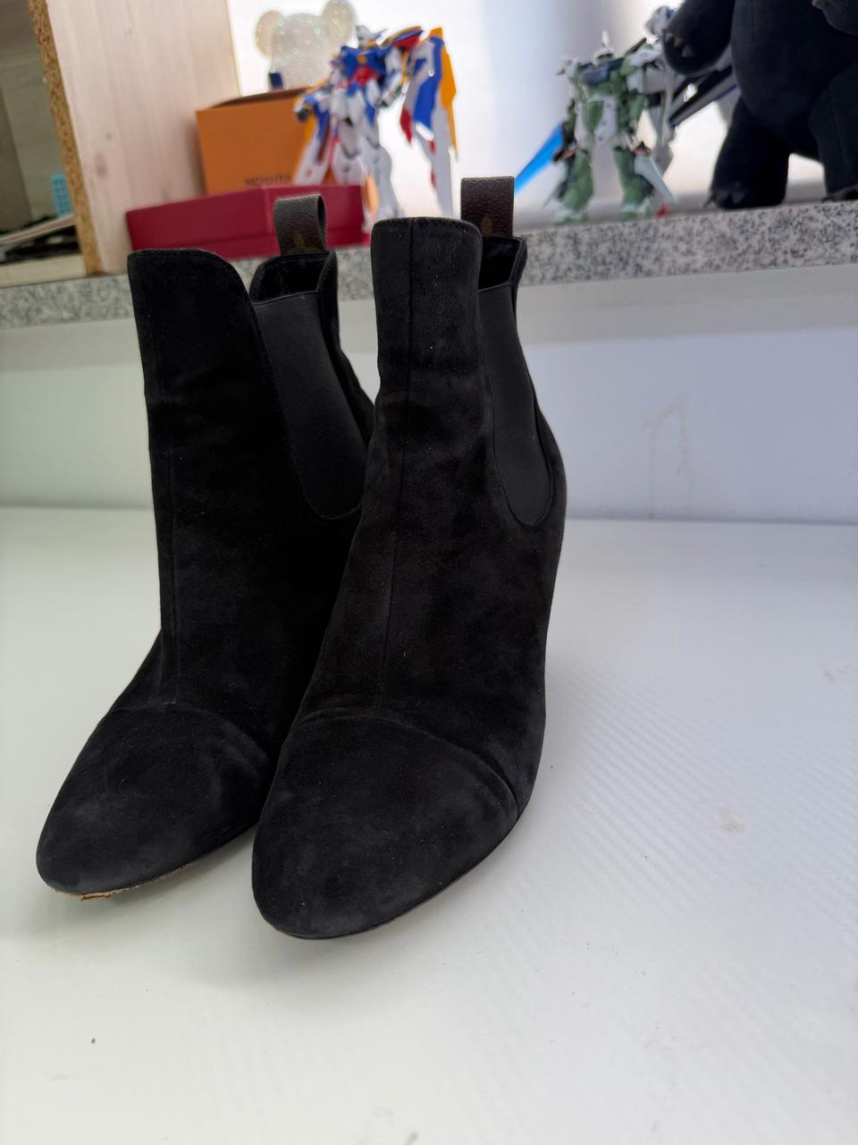 정품) 루이비통 여성 스웨이드 블랙 첼시 부츠 38