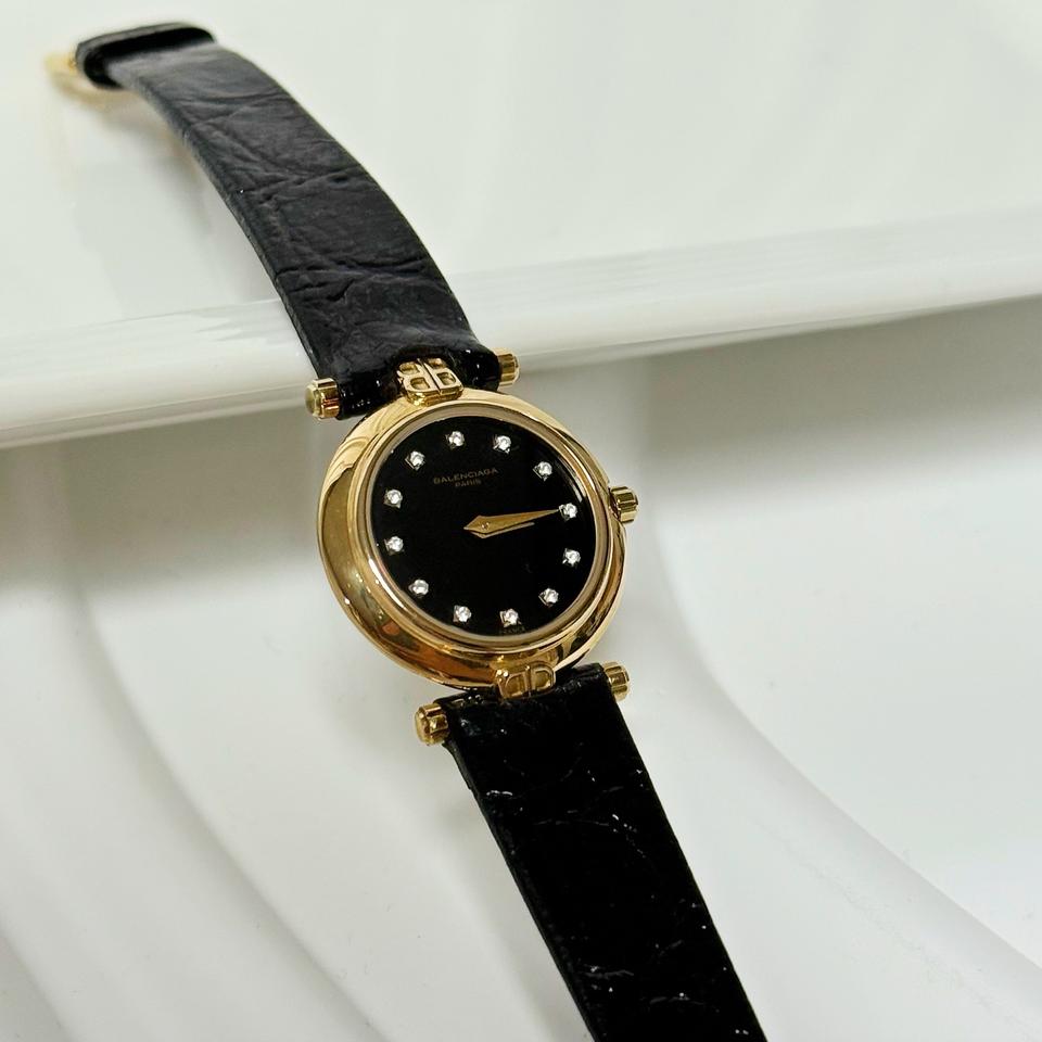 발렌시아가 BB로고 블랙다이얼 라운드골드 워치