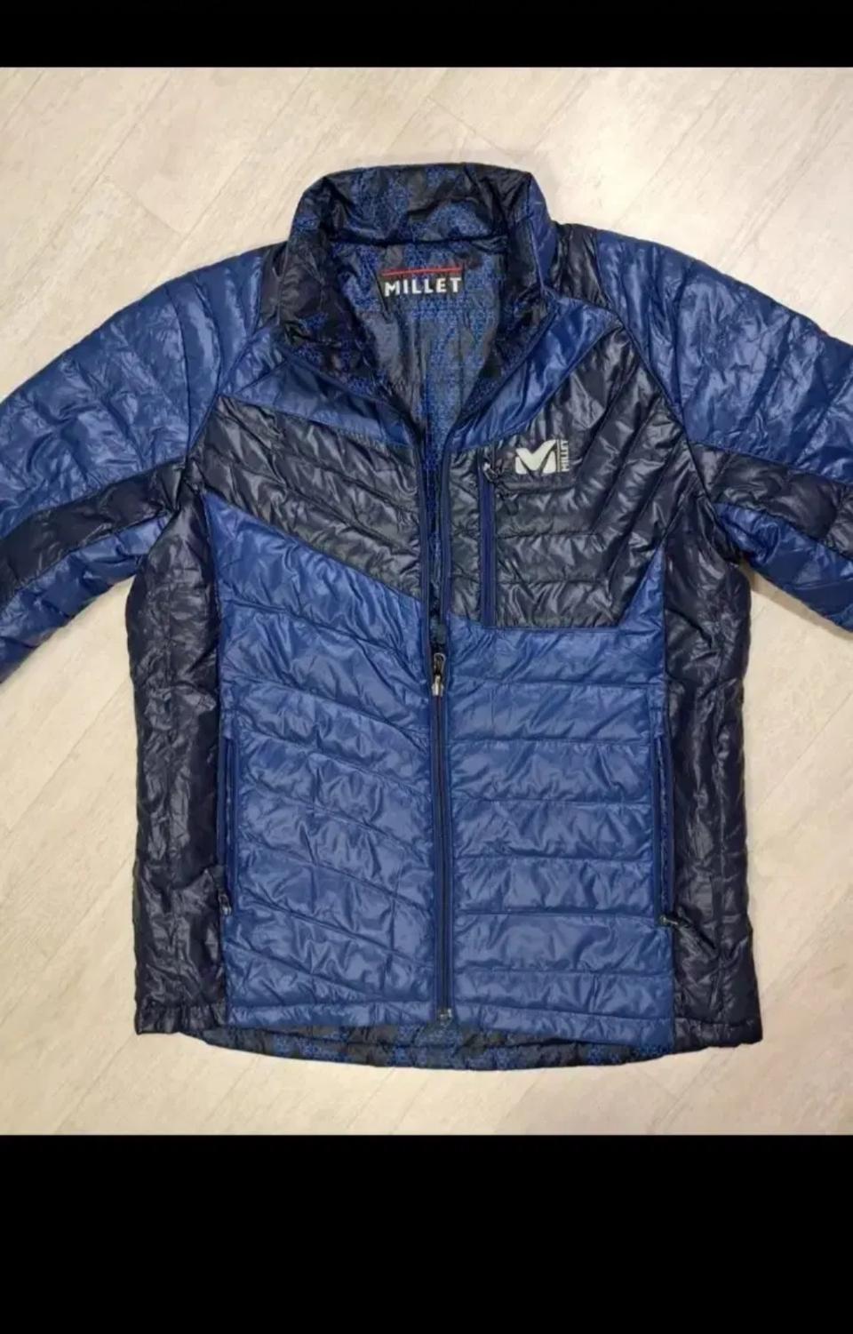 밀레 블루 경량 패딩100