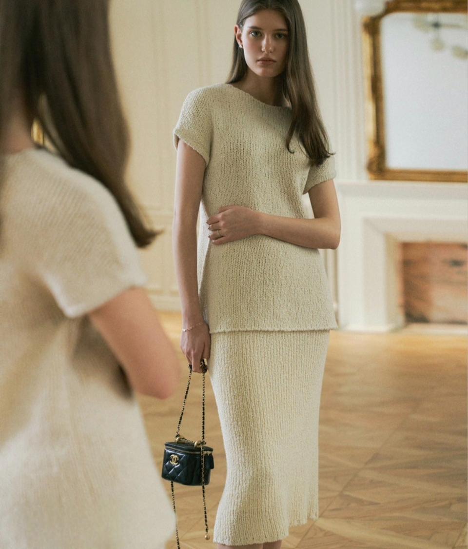 시에 이븐 니트스커트