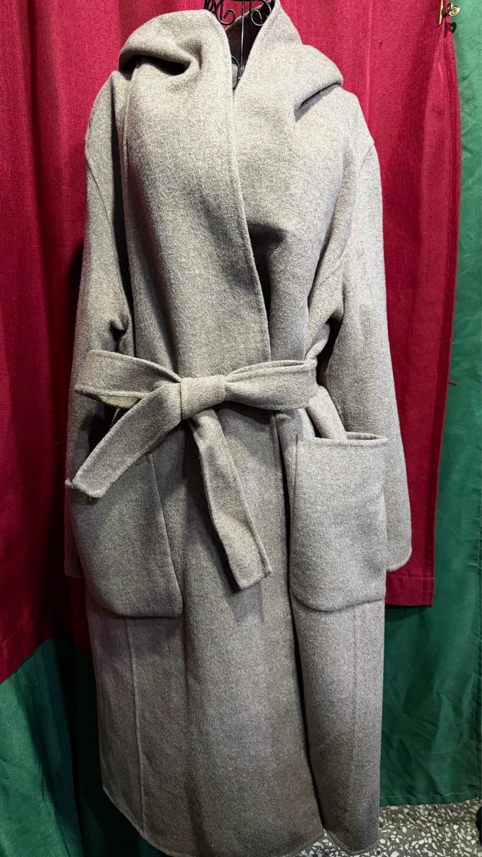 비지트인뉴욕 모혼방 후드 롱코트 96/66