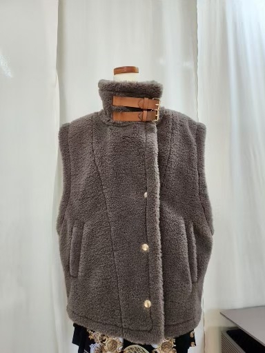 JS뉴욕조끼F(반가슴57)거의새옷 택포39000