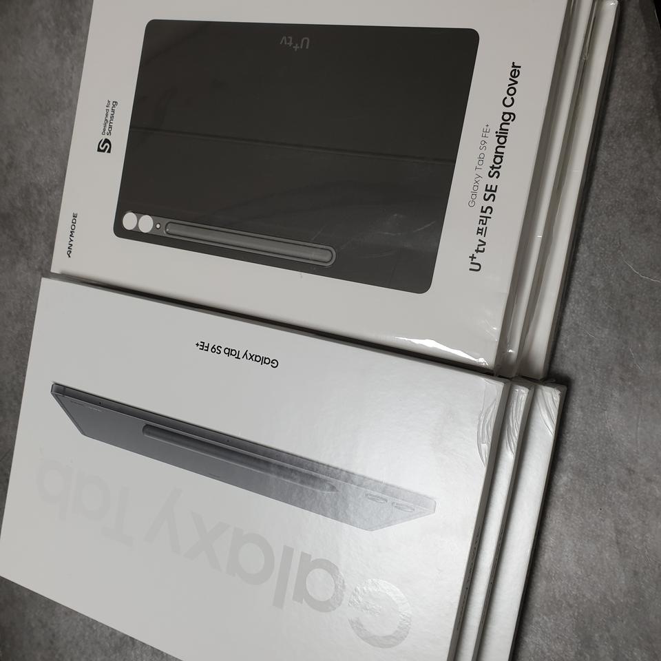 갤럭시 탭S9FE+ WIFI (X610) 미개봉 풀박스+스탠딩커버 판매