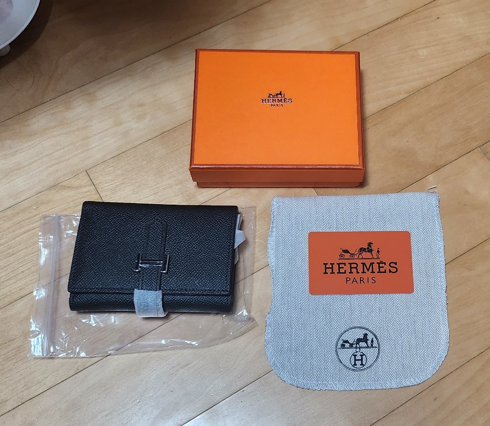 에르메스 베안 3단지갑 가죽 자동차키 증정 선착순