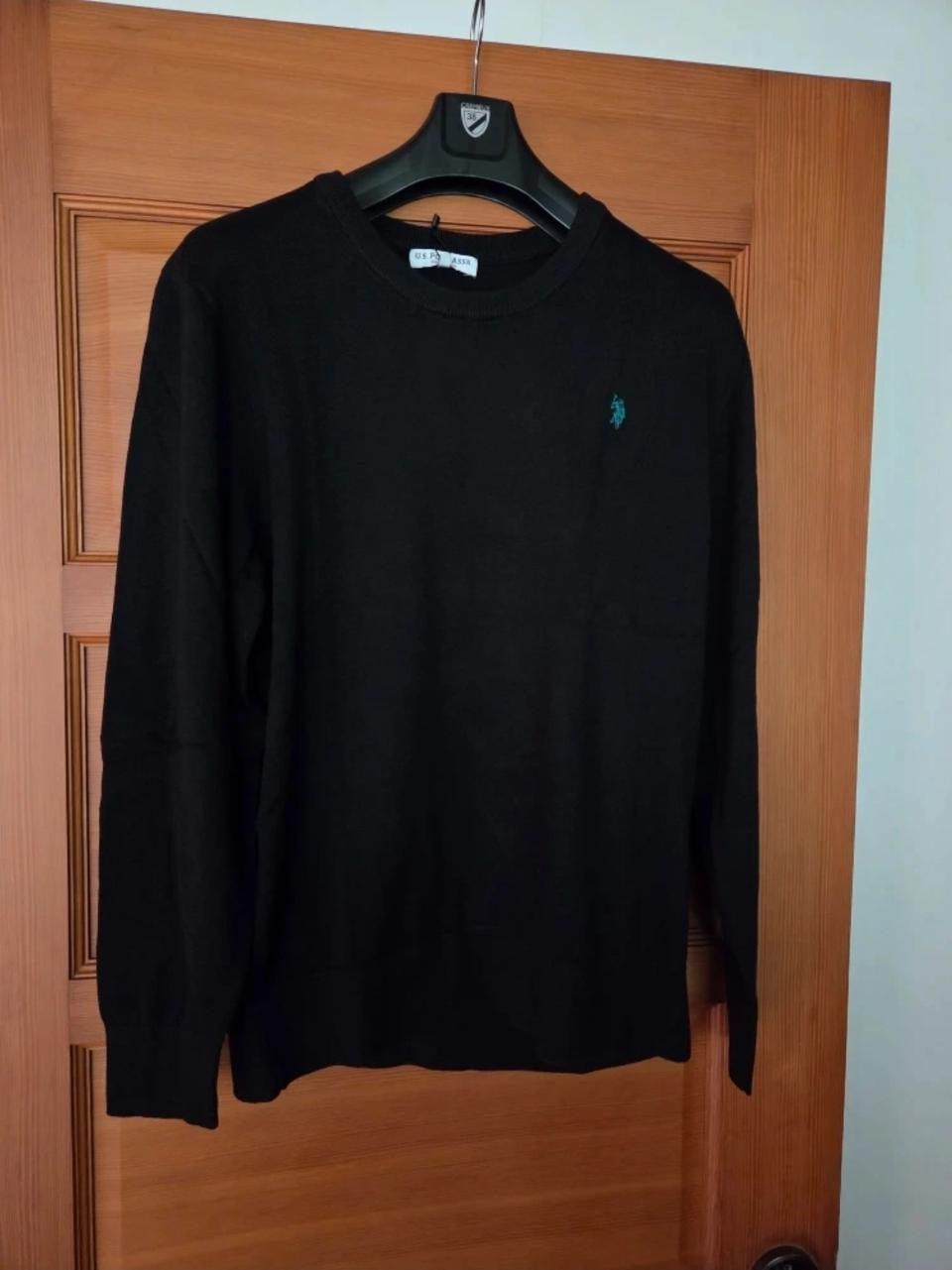 새상품)USPA 라운드 니트