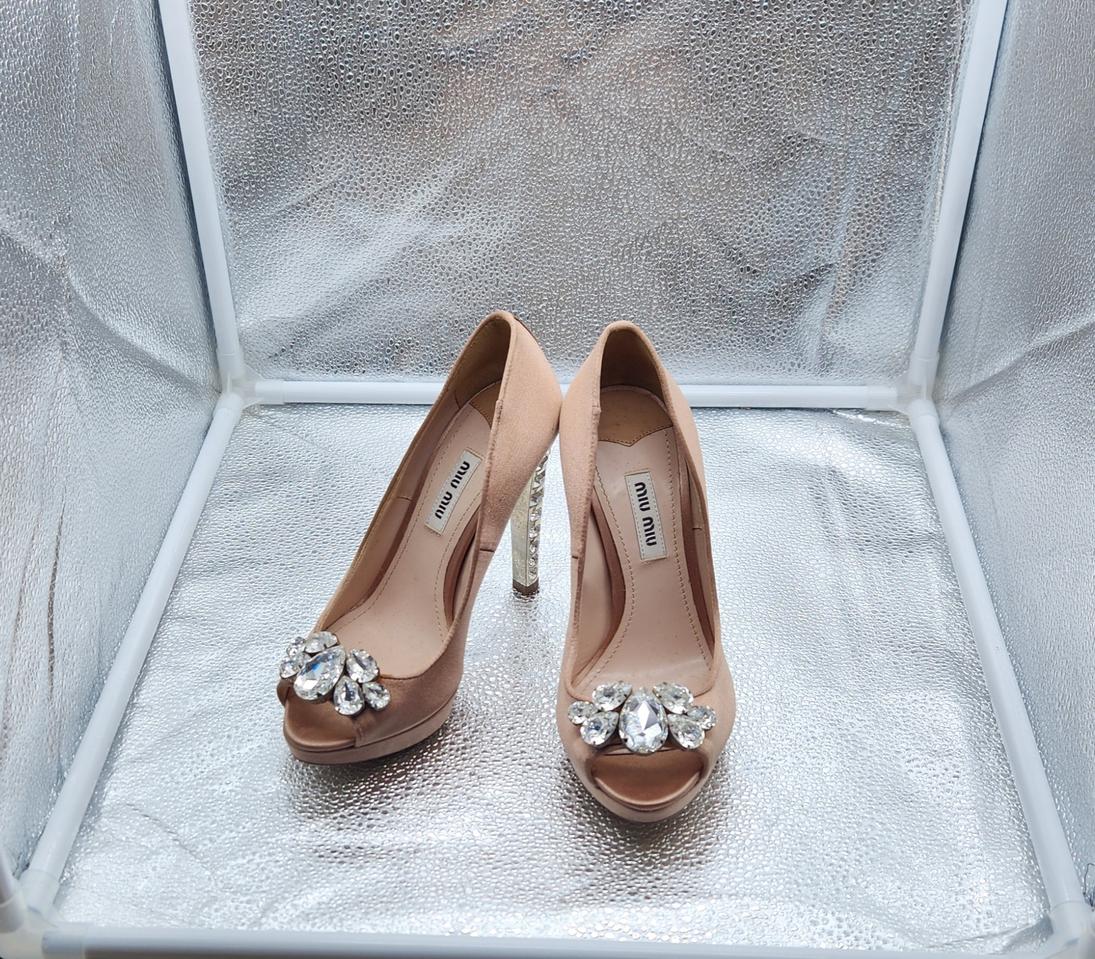 미우미우(miu miu) 구두 팝니다.