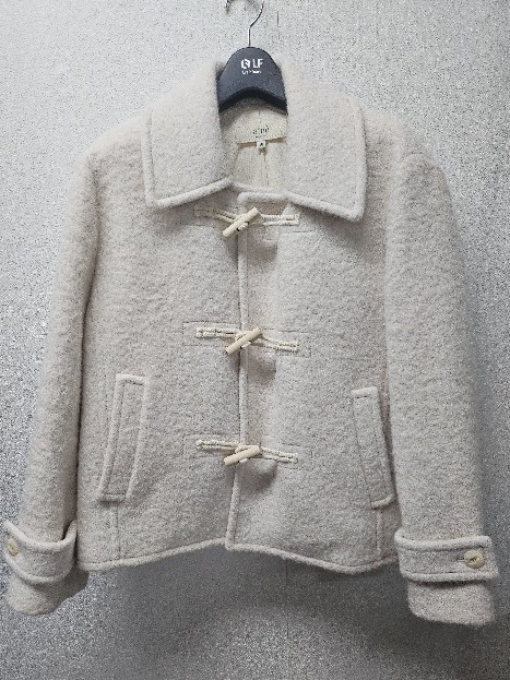 아떼 바네사브루르노 떡볶이 코트 아이보리 36