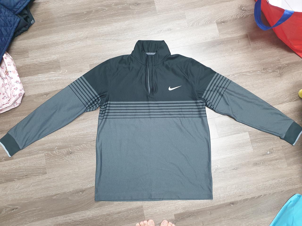 나이키 남성 티셔츠 100