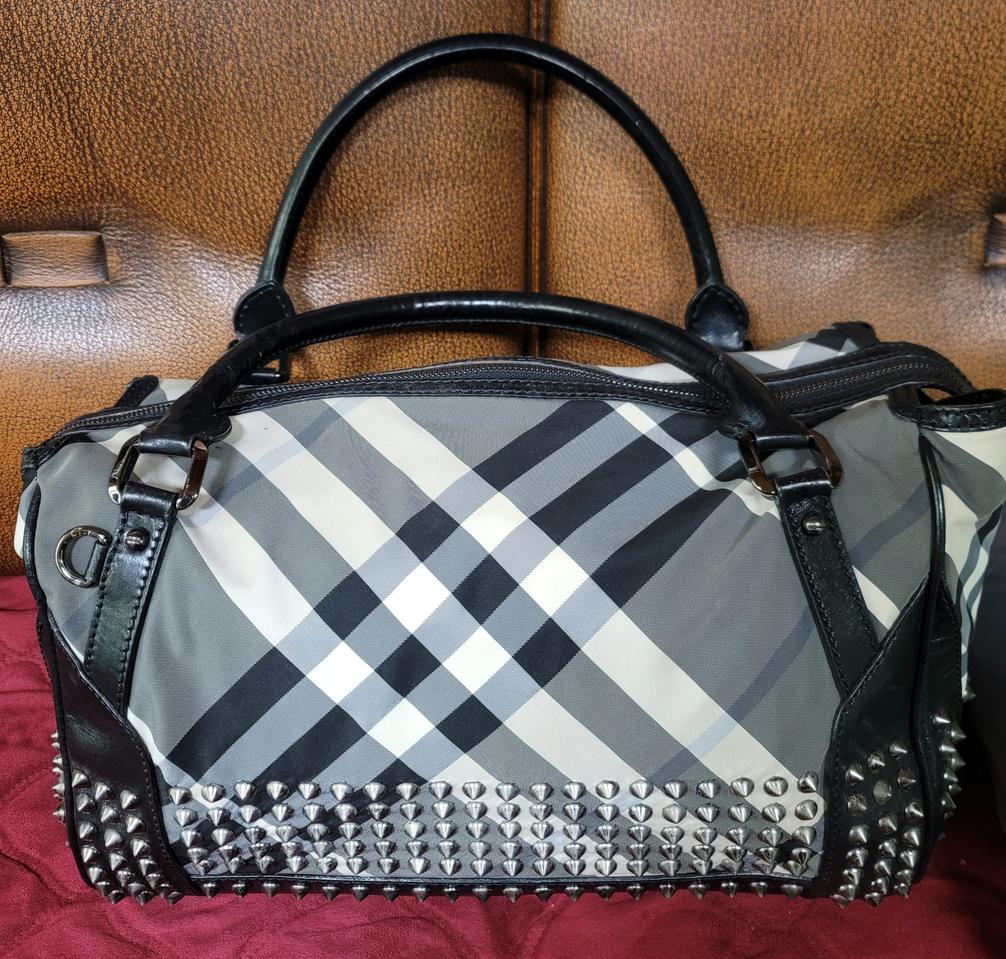 버버리스터드체크토트백