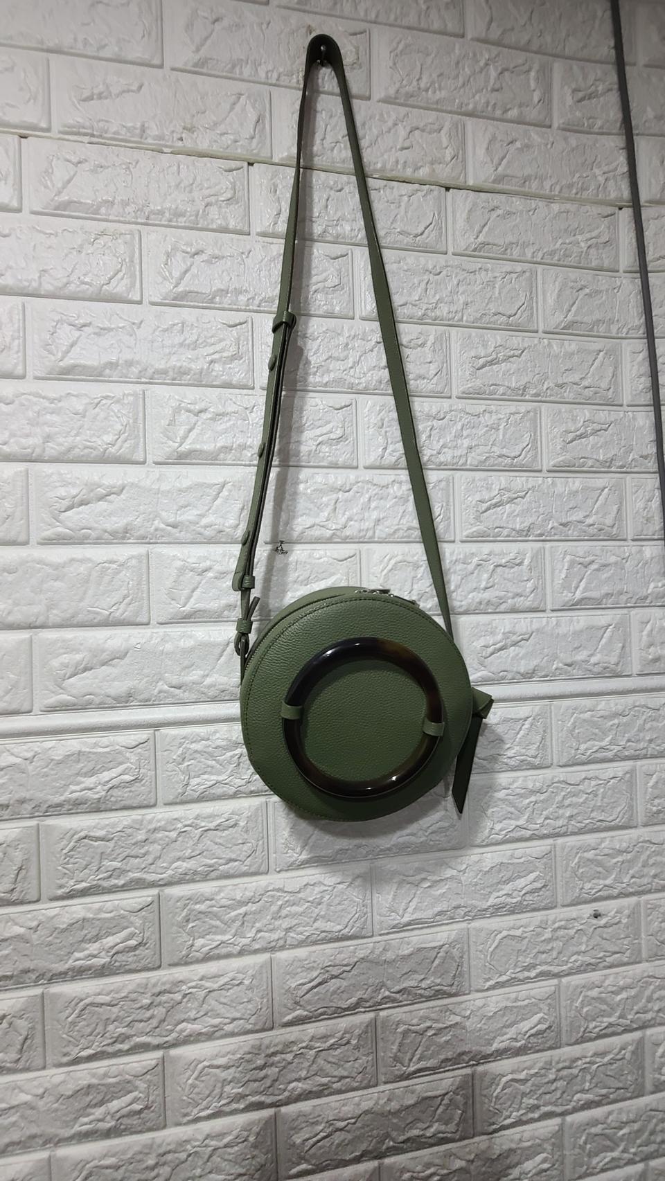 빈치스 크로스백