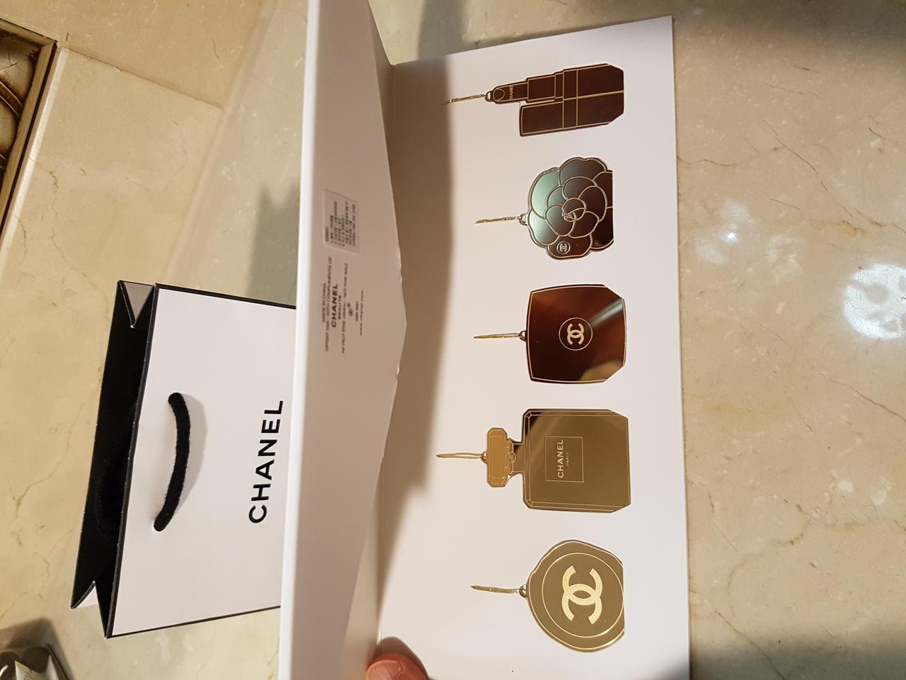 (정품) 샤넬 코스메틱 골드메탈 오너먼트 참장식